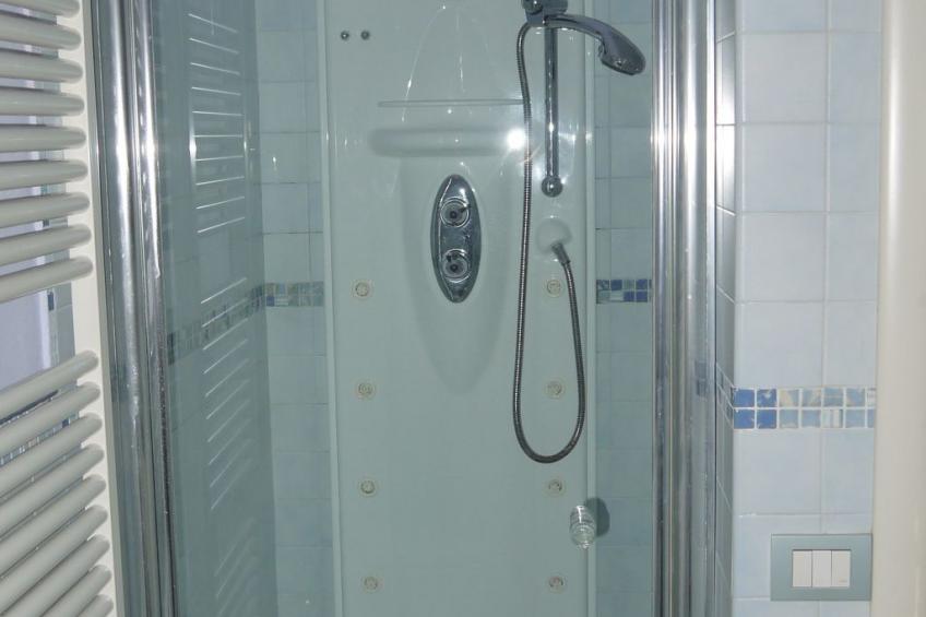 Wohnung mit Privatparkplatz - foto 19