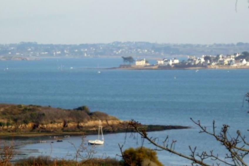 "Ty Saoson" mit Blick auf das Wasser - foto 13