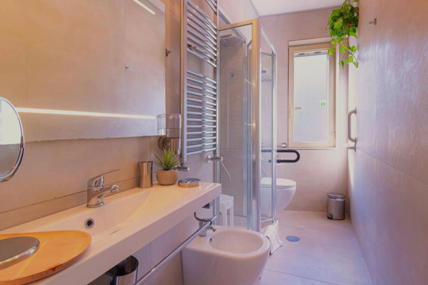 Familienwohnung mit Privatparkplatz - foto 36