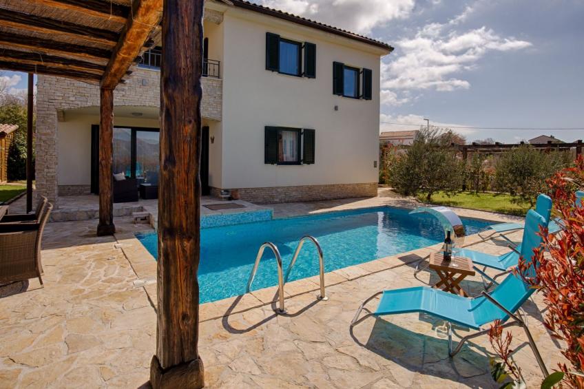 Villa "Oleandar" mit Schwimmbad und Meerblick - foto 2