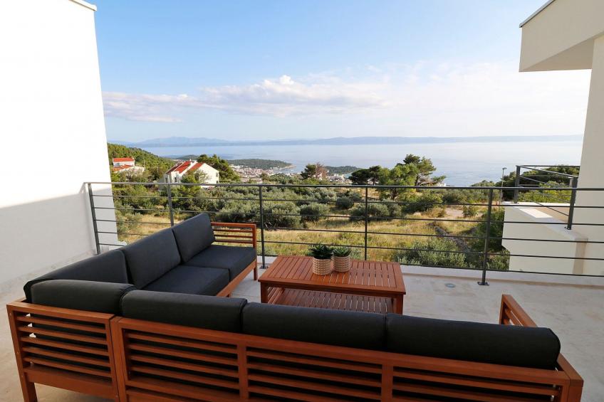 Moderne Villa mit Infinity-Pool im Bergdorf Veliko Brdo - foto 16