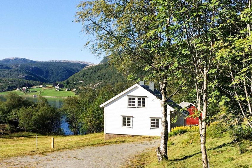 GARNESET/KVINGE