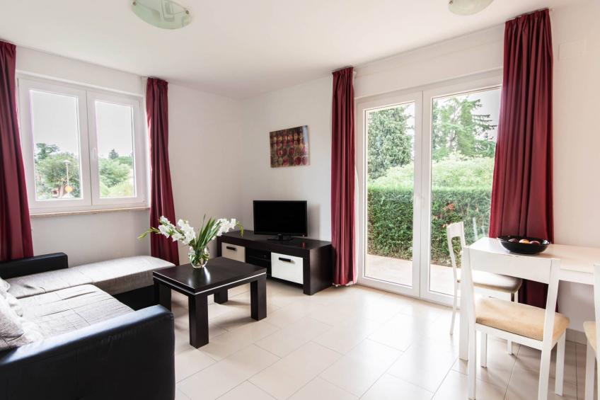 Wohnung in Monterol mit Garten und Terrasse