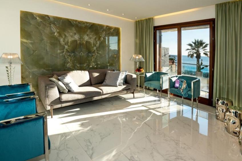 Beachfront Apartment - foto 8