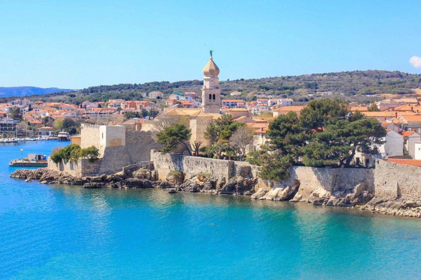 Luxuriöse Villa mit Pool, großem mediterranen Garten und Kinderspielplatz. - foto 9