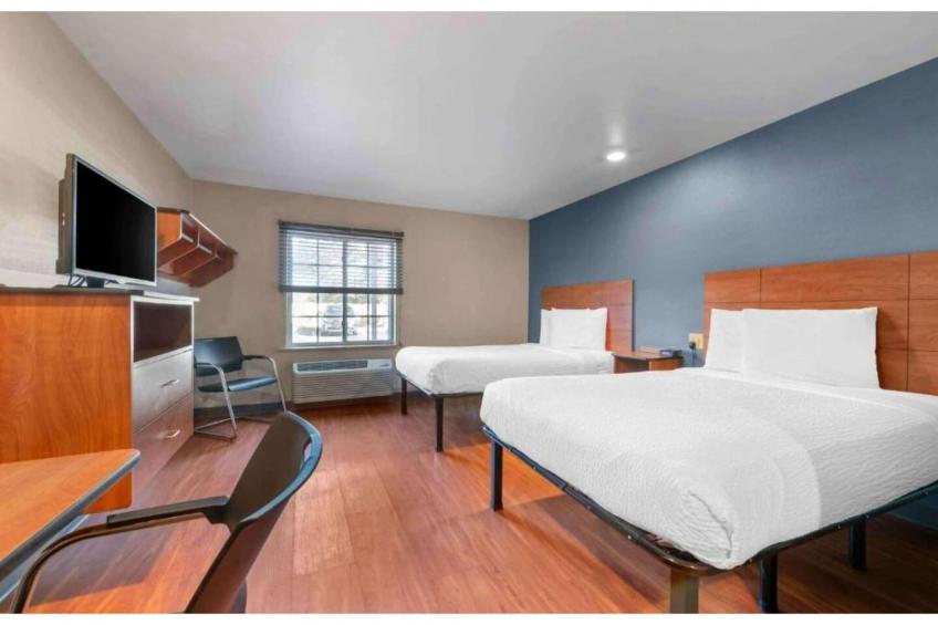 2 Full Beds  Smoking Kitchen - foto 5