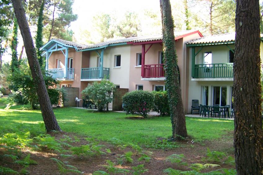 Hübsches kleines Haus in ruhiger Lage in einer baumbestandenen Residenz mit beh - foto 2