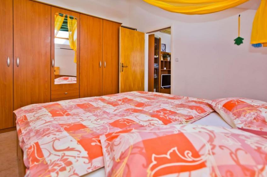 Charming and Sunny Hvar Apartments - One Bedroom Apartment with Balcony (owner 6) - foto 15