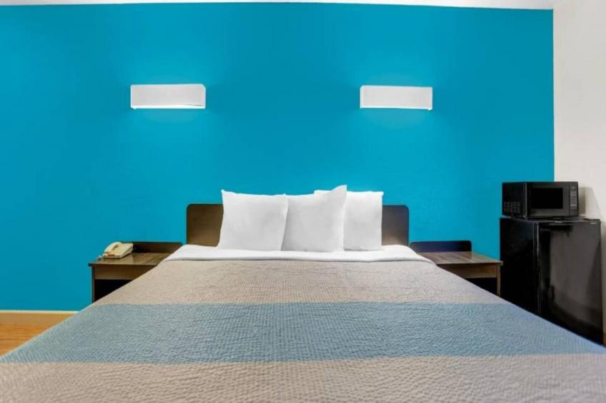 1 King Bed  Non-Smoking - foto 14