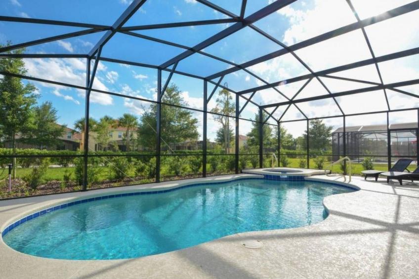 Haus in Davenport mit geräumigem Pool