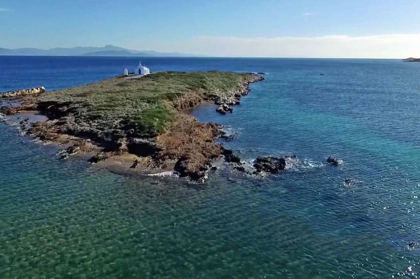 Vollständig umschlossene und großzügig angelegte dreistöckige Ferienvilla mit f - foto 49