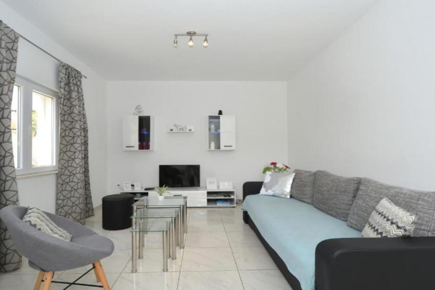 Holiday Home Mery - Two Bedroom House - foto 8