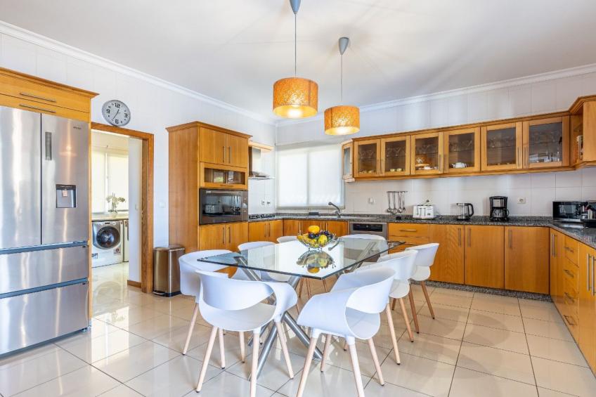 Luxuriöses Escape Village Calheta mit beheiztem Pool - foto 36