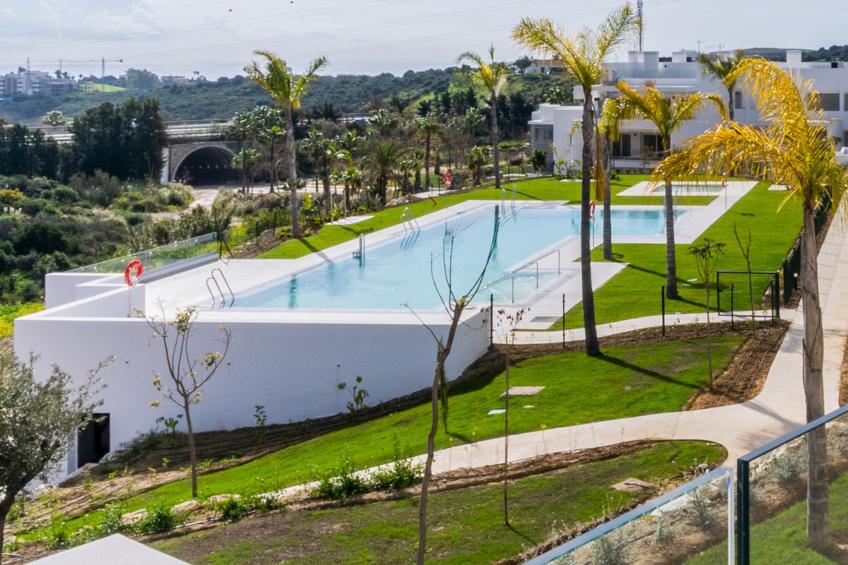 AL4-2025 ESTEPONA - APARTMENT - ALCAZABA LAGOON - foto 7