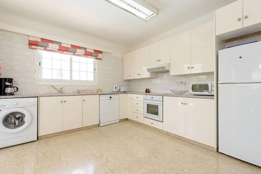 4-Schlafzimmer-Villa mit privatem Pool in Ayia Napa - foto 9