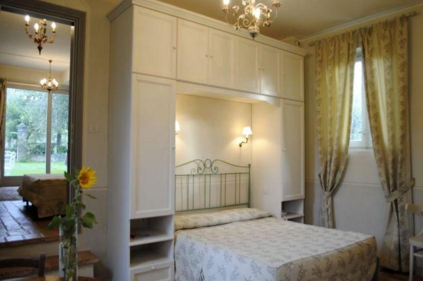 In einem Bauernhaus in den Hügeln, mit Garten und Pool - foto 13