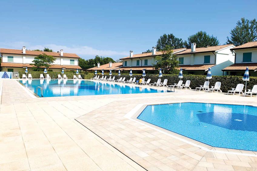 Vakantiehuis met airconditioning, terras en tuin - VW-K7P77