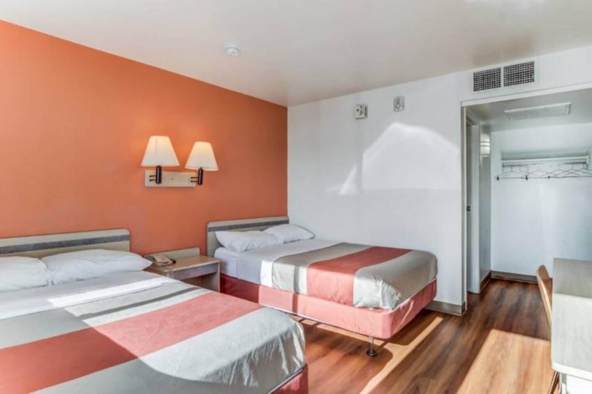 2 Full Beds  Non-Smoking - foto 6