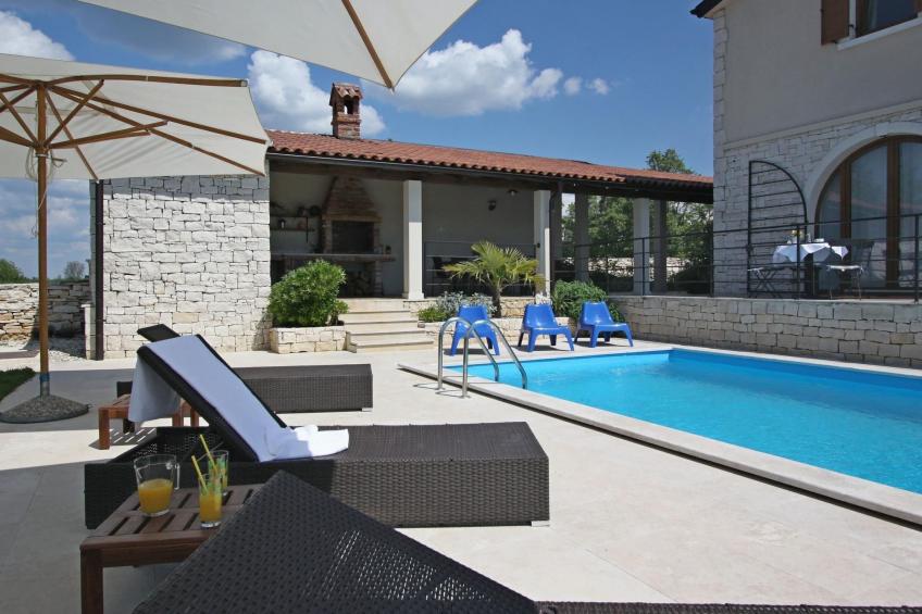 Charmante Villa Histra mit Pool und großem Garten - foto 6