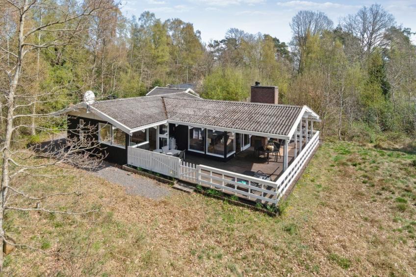 "Gjertrud" - 1km from the sea