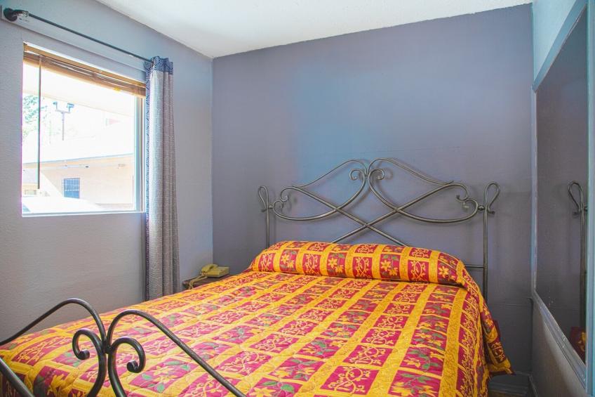 Queen Bed Non-Smoking - foto 10