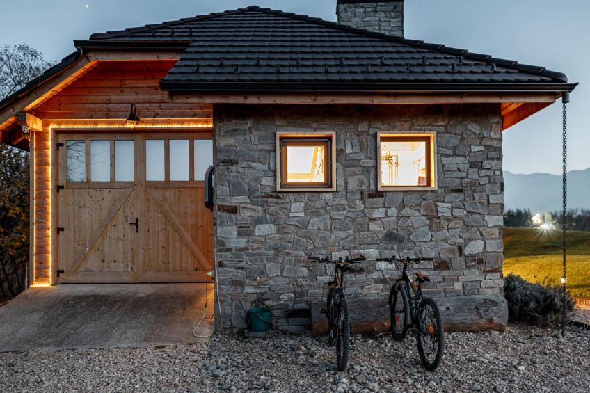 Kleines Haus mit Werkstatt - foto 33