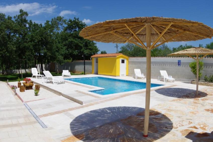 Haus in Sveti Kirin mit Privatem Pool, 4 Schlafzimmer - foto 4