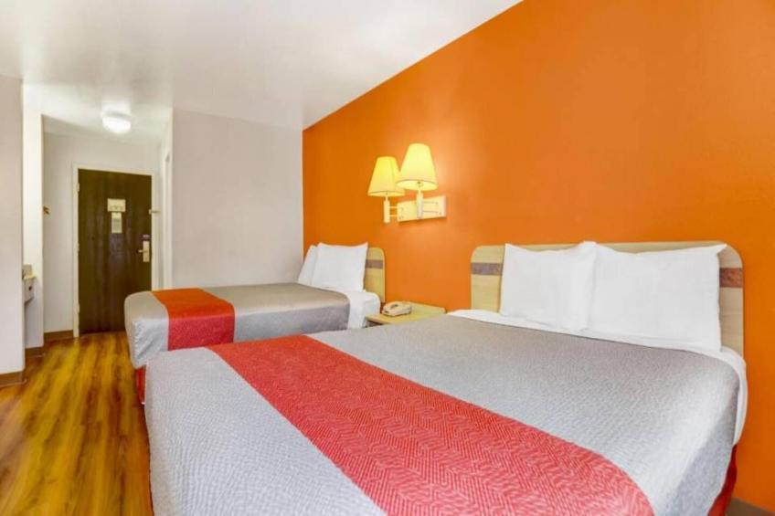 2 Queen Beds  Non-Smoking - foto 5