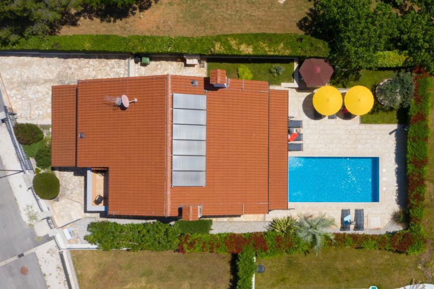 in Pomer mit privatem beheizten Pool und Meerblick - foto 41