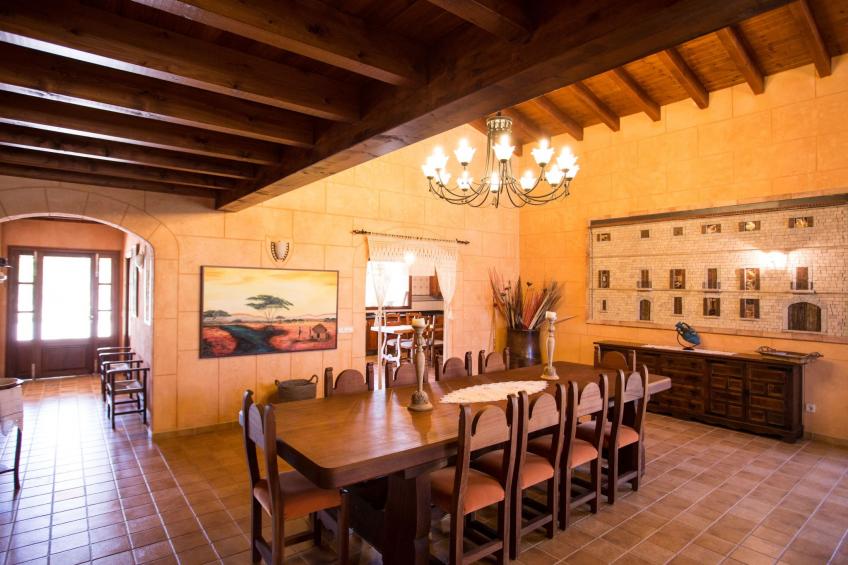 Finca mit Tennisplatz und Schwimmbad - foto 24