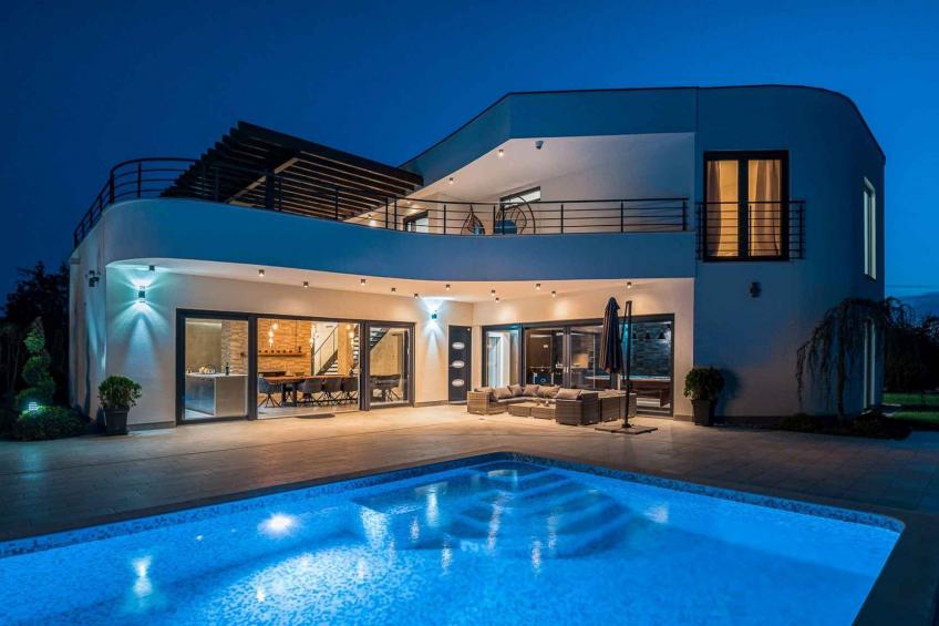 Villa mit Klimaanlage und Pool - BF-VK8ZT - foto 14
