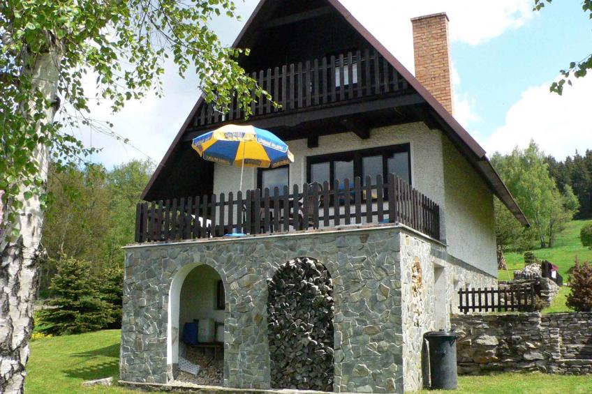 Vakantiehuis am Wald mit Kaminofen und Billard - VW-JXTV