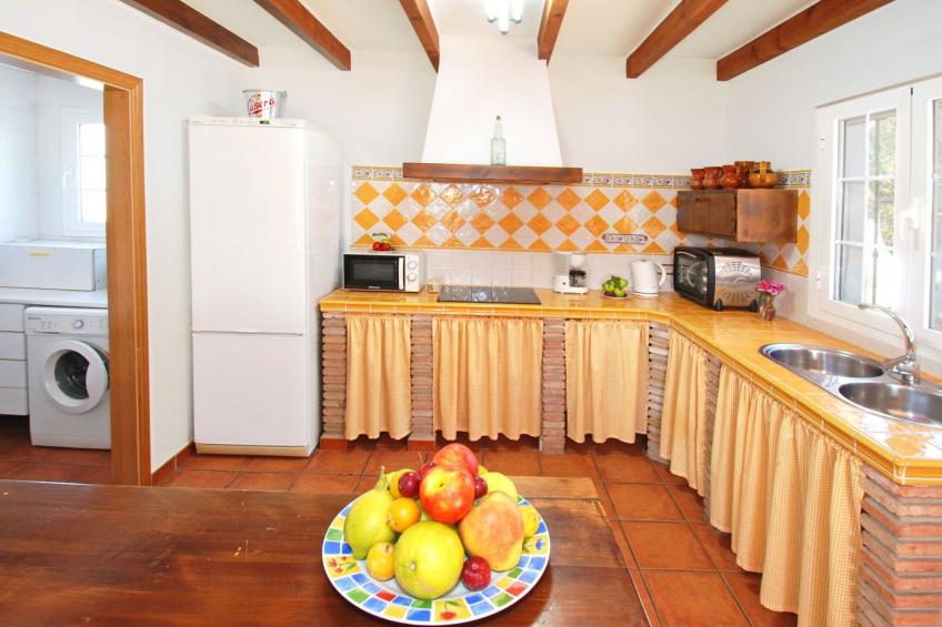 Schönes Landhaus mit Pool, Klimaanlage, Privatsphäre. - foto 28