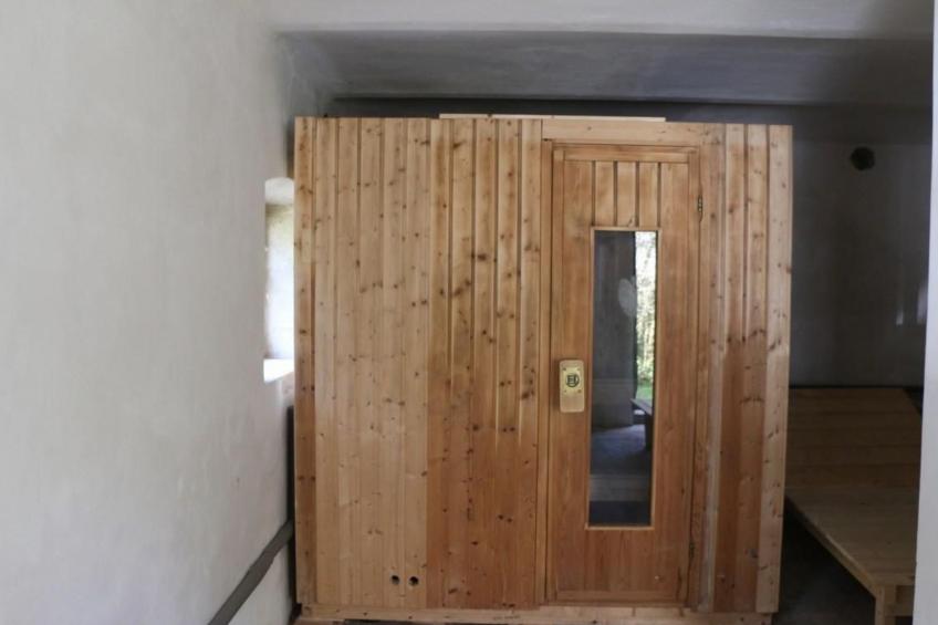 Traditionelles Haus, umgeben von Wäldern in Ralsko - foto 11