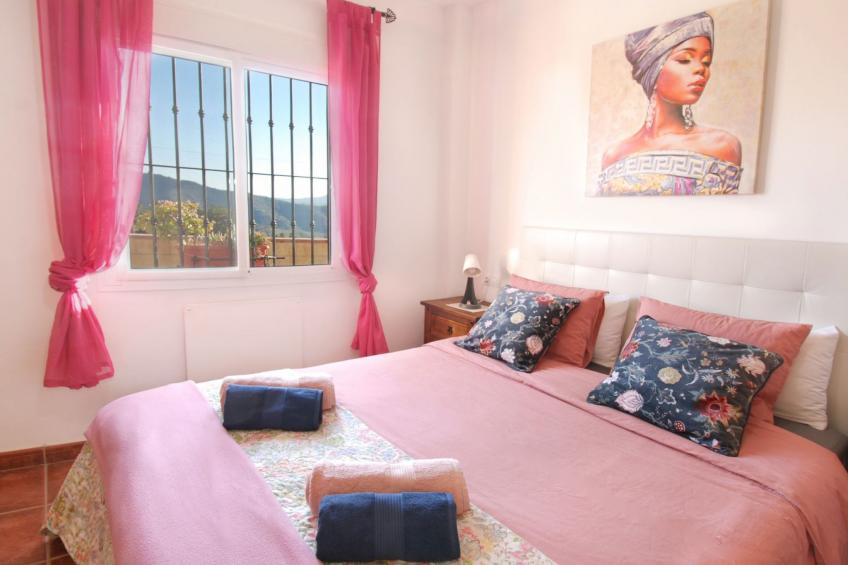 Ganzes Haus in Comares mit abschließbarem Parkplatz - foto 25