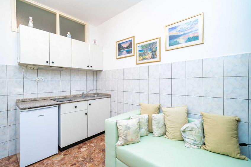 Apartments Nikolina (LU) - One-Bedroom Apartment with terrace