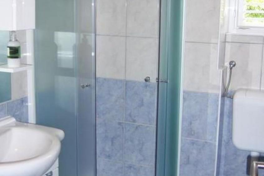 Appartement "Tomi" mit Blick auf das Wasser - foto 7