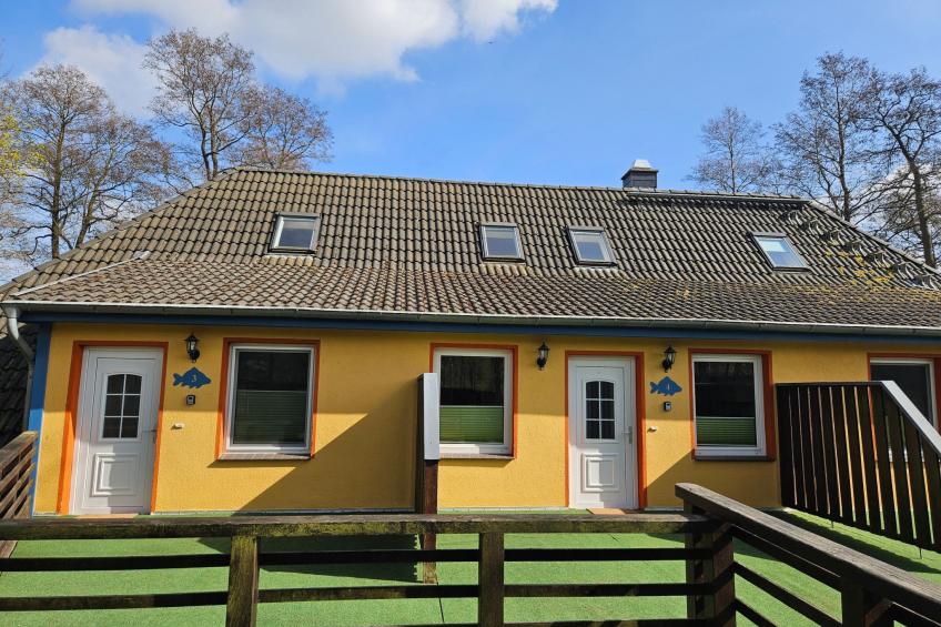 Charmante Ferienwohnung in Neukloster mit Terrasse - foto 4