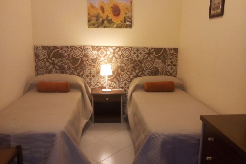 Gemütliche Wohnung in Borgo-Sanzio mit Privatparkplatz - foto 3