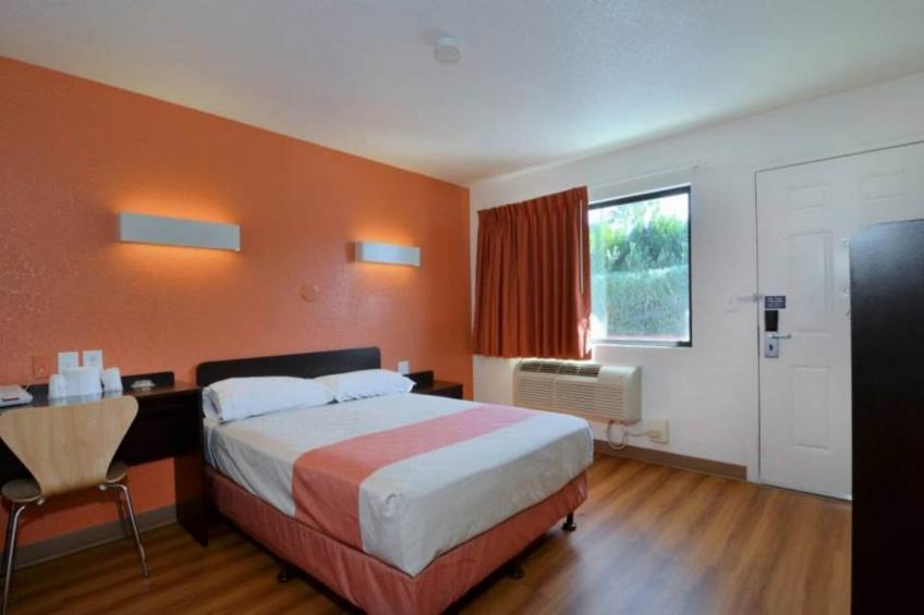 1 Queen Bed - foto 10