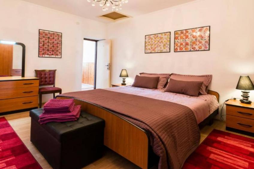Comfort Villa Roza in Umag - Five Bedroom Villa With Pool