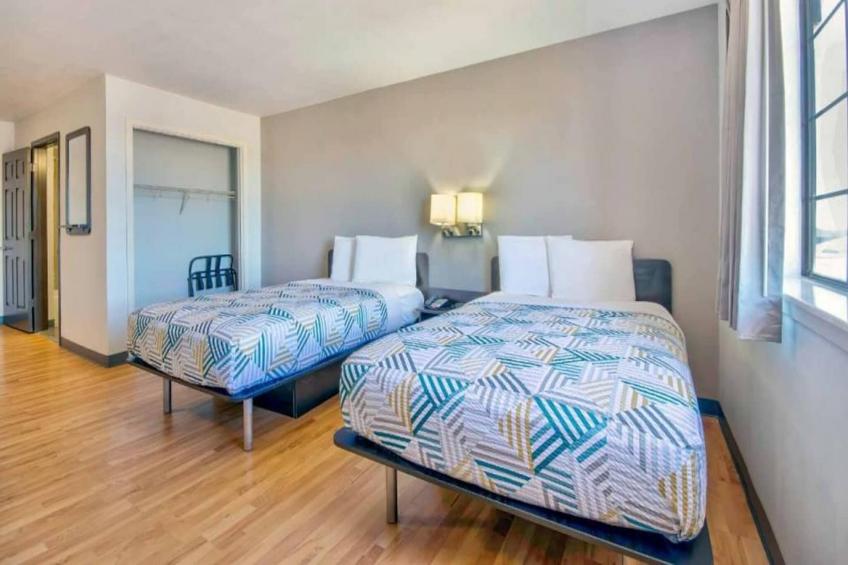 2 Full Beds  Non-Smoking - foto 10