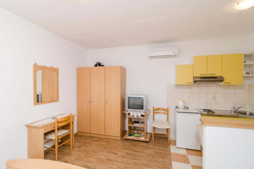 Apartments Skurla - Studio Apartment with Terrace (A1 žuti ) - foto 2