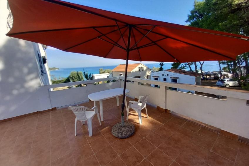 Appartement Porat in Ugljan mit Garten und Terrasse - foto 8