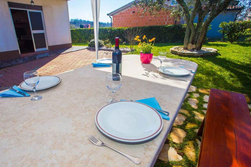 Vakantiewoning met tuin - BF-DVHX3 - foto 8