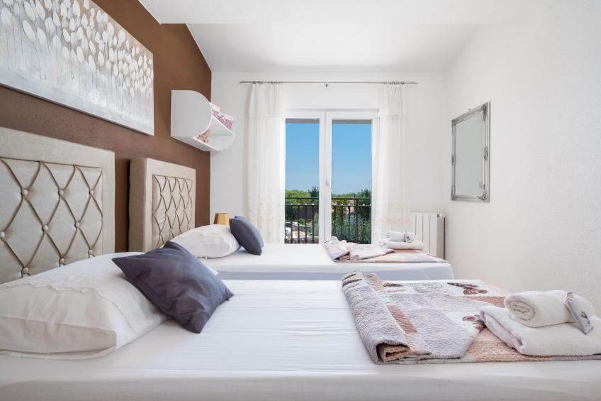 Schöne Villa in einem friedlichen und ruhigen Dorf - foto 49