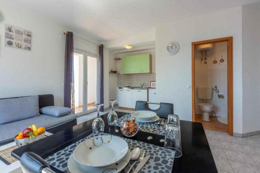 Ferienwohnung mit Balkon und Meerblick - BF-YWR88 - foto 13