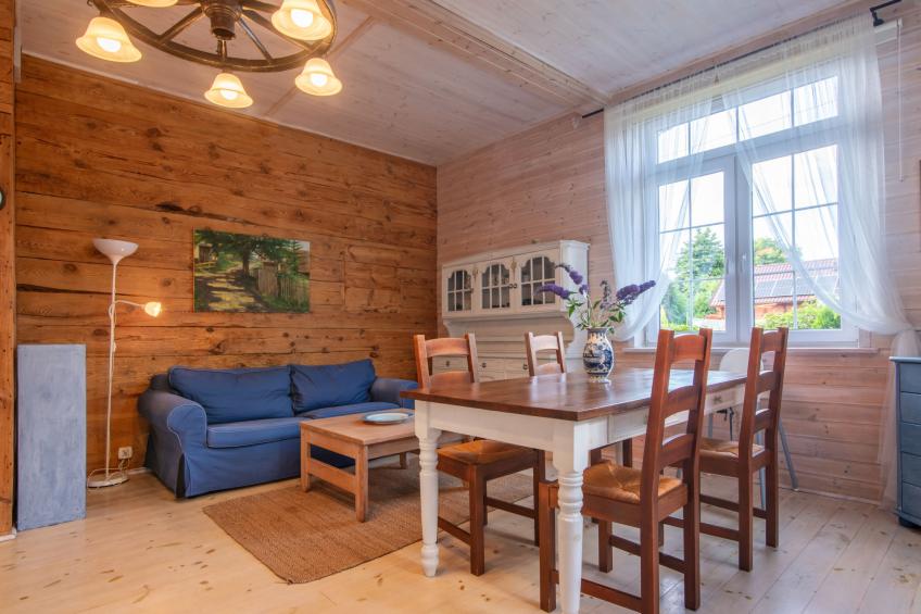 Bursztynowy Dwór - foto 3