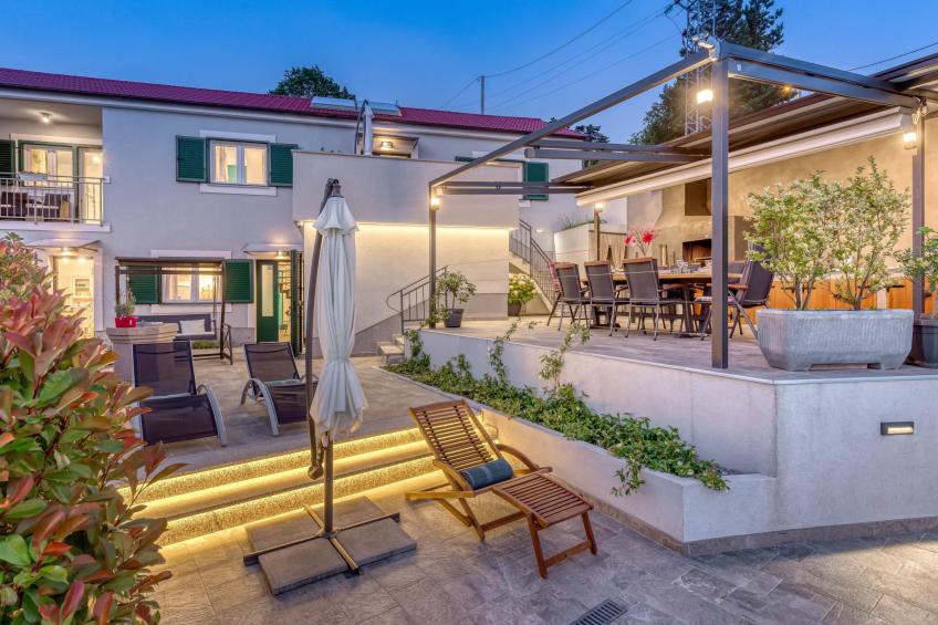 Villa LETICIJA - Luxusvilla mit beheiztem Pool, Sauna, Fitness & Grillplatz in - foto 32