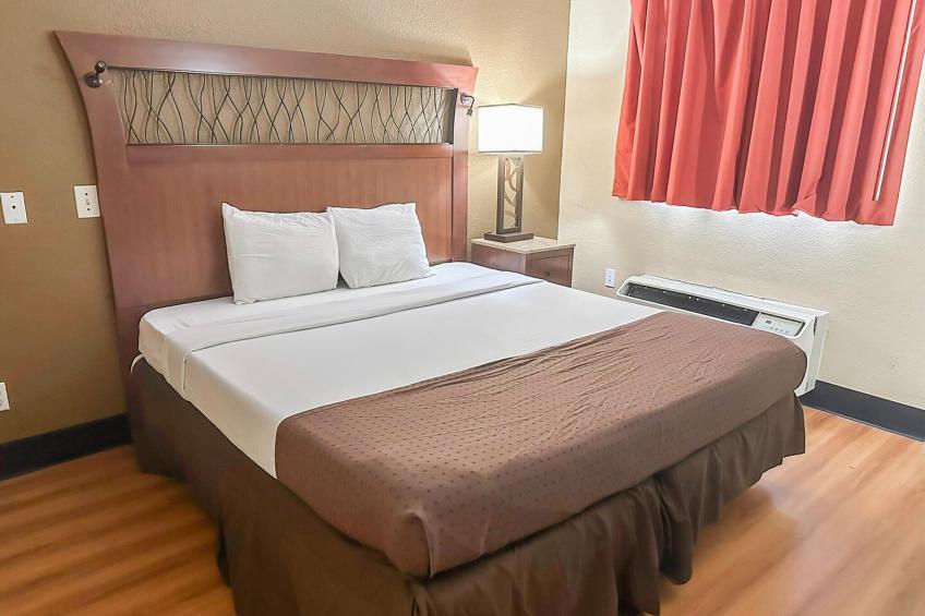 King Bed Accessible - foto 27